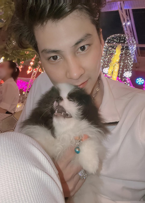 Quản lý truyền thông của Lâm Khánh Chi từng chia sẻ trên Dân Việt, hôn nhân của Phi Hùng và Lâm Khánh Chi rạn nứt vì “chuyện mâu thuẫn gia đình chưa giải quyết được”. Ảnh: FB Phi Hùng