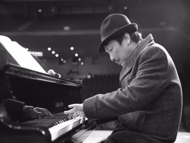 Giáng Hương là con gái của nhạc sĩ Phú Quang và người vợ thứ hai. Từ nhỏ, cô thích đi buôn. Vì vậy, lớn lên, con gái thứ hai của Phú Quang làm kinh doanh. Lâu nay, Giáng Hương không lộ diện trước công chúng. Ảnh: Dân Trí