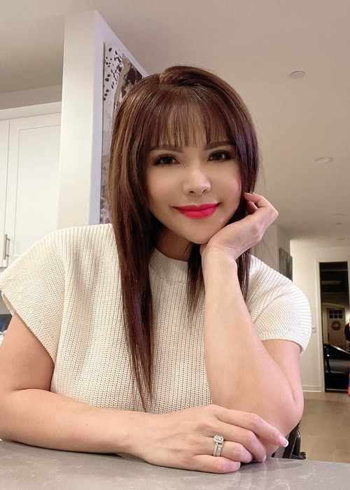 Trong cuộc phỏng vấn với 2Sao, Thắm Bebe khẳng định, chồng của cô cố tình bịa đặt, thêu dệt nên những câu chuyện khác nhau như mở spa để làm nơi hẹn hò, biến thành "phòng tân hôn" với Hoàng Anh, bỏ bê con cái để đi theo Hoàng Anh. Ảnh: FB Thắm Bebe