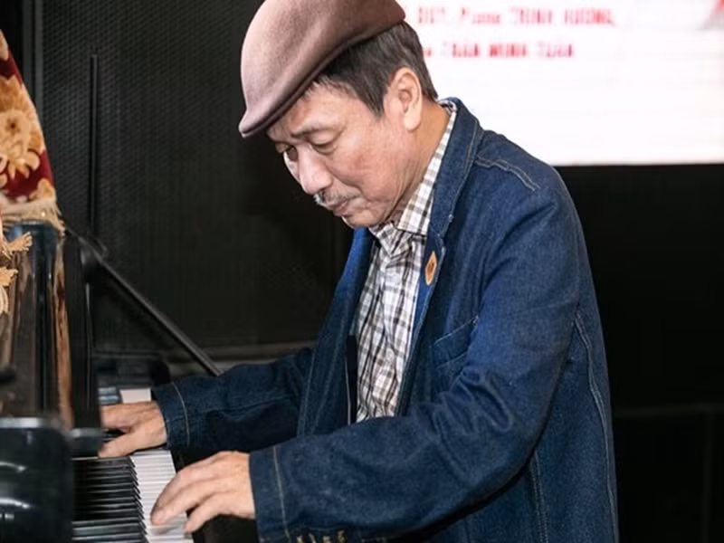 Gia tai nghe thuat dang ne cua nhac si Phu Quang