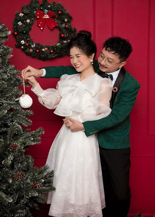 Sau khi chia tay Anh Đức, Lâm Vỹ Dạ hẹn hò Hứa Minh Đạt - thần tượng của nữ diễn viên. Cặp đôi kết hôn năm 2010. Ảnh: FB Hứa Minh Đạt