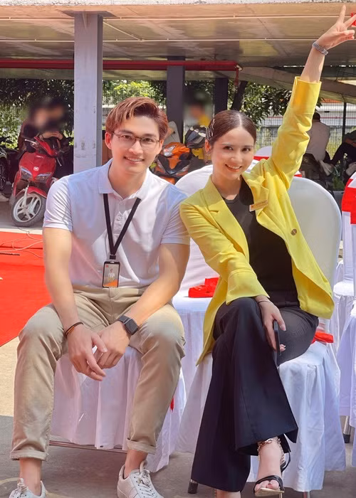 Bạn trai của Hương Giang hiện tại hợp tác với Huyền Lizzie trong bộ phim “Thương ngày nắng về”. Ảnh: FB Đình Tú