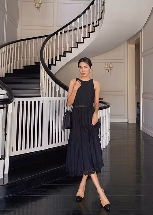 Hà Tăng thường diện váy áo rộng khi mang bầu lần 3.