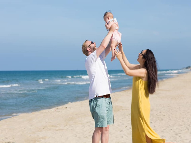 Tuy 2 lần được đề cử dự thi Hoa hậu Thế giới nhưng Ngô Phương Lan đều từ chối vì lý do bận học khiến nhiều người hâm mộ tiếc nuối. Hiện tại, người đẹp có tổ ấm hạnh phúc bên chồng ngoại quốc.