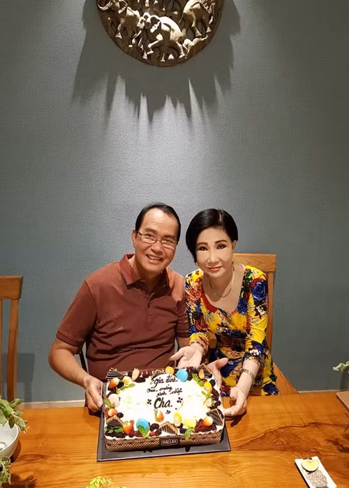 Trong một chương trình, nghệ sĩ Thanh Điền cho biết: “Tình yêu không có đầu có cuối. Sự thủy chung cũng như vậy, cuối cũng như đầu”. Ảnh: FB Thanh Điền