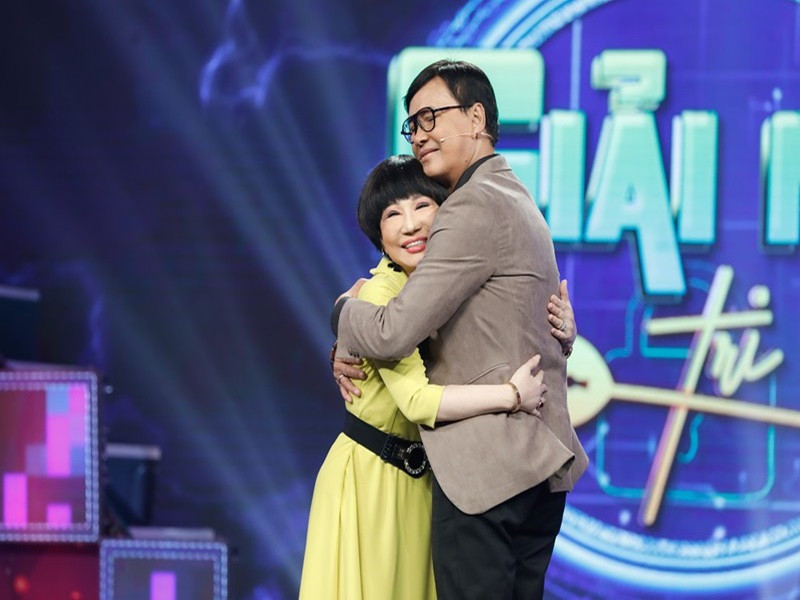 Nghệ sĩ Kim Huệ gọi chồng là tình đầu, cũng là tình cuối của cuộc đời bà. Ảnh: PLO