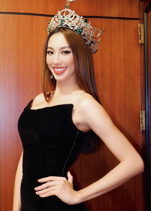  Nguyễn Thúc Thùy Tiên đăng quang Hoa hậu Hòa bình Quốc tế 2021 vào tối ngày 4/12 tại Thái Lan. Ngay sau đó, cô bắt đầu nhiệm kỳ của mình. Ảnh: FB Thùy Tiên