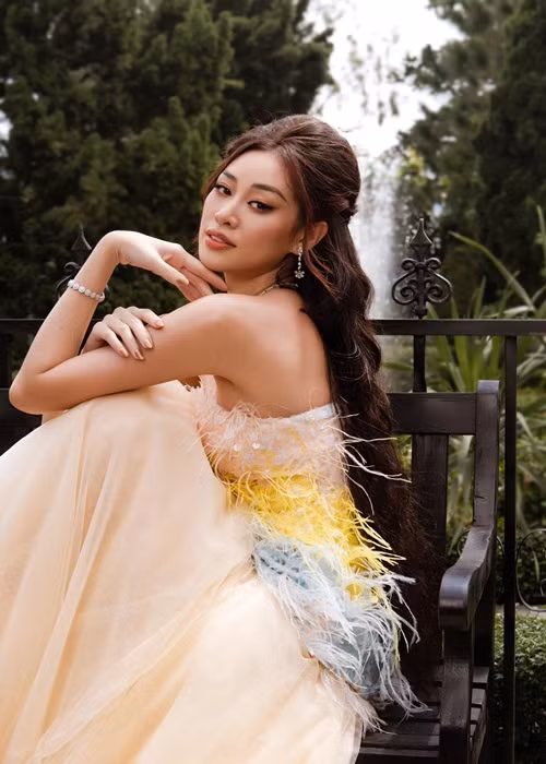 Khánh Vân còn cho biết, cô không hiểu mục đích của các antifan đang chơi xấu cô nhưng nàng hoa hậu hy vọng khán giả không vì những chia sẻ cắt ghép mà hiểu lầm cô. Ảnh: FB Khánh Vân