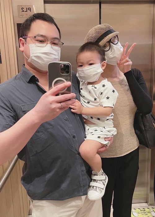 Sau khi lập gia đình, Lan Khuê tập trung chăm lo tổ ấm và công việc kinh doanh nên ít tham gia các sự kiện giải trí.