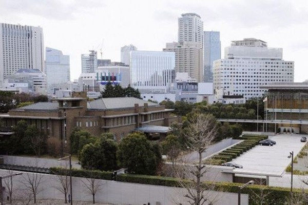 Dinh thu thu tuong Nhat bi bo trong gan mot thap ky vi loi don “ma am“