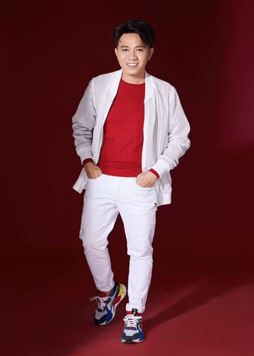 Loạt ồn ào ảnh hưởng không nhỏ đến hình ảnh của Anh Đức. Ảnh: FB Anh Đức