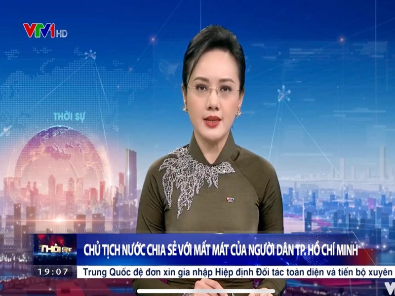 Thông tin BTV Hoài Anh rời Bản tin Thời sự 19h đang nhận được sự quan tâm của nhiều khán giả. Theo Dân Việt, Hoài Anh sẽ dừng dẫn chương trình để chuyển sang Ban Văn nghệ Đài truyền hình Việt Nam từ ngày 1/1/2022. Ảnh: FB Hoài Anh