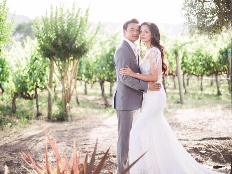 Ngọc Thúy đang gắn bó với luật sư Trường. Cả hai đính hôn vào năm 2015 đến năm 2016 thì tổ chức đám cưới. Ảnh: Dân Trí