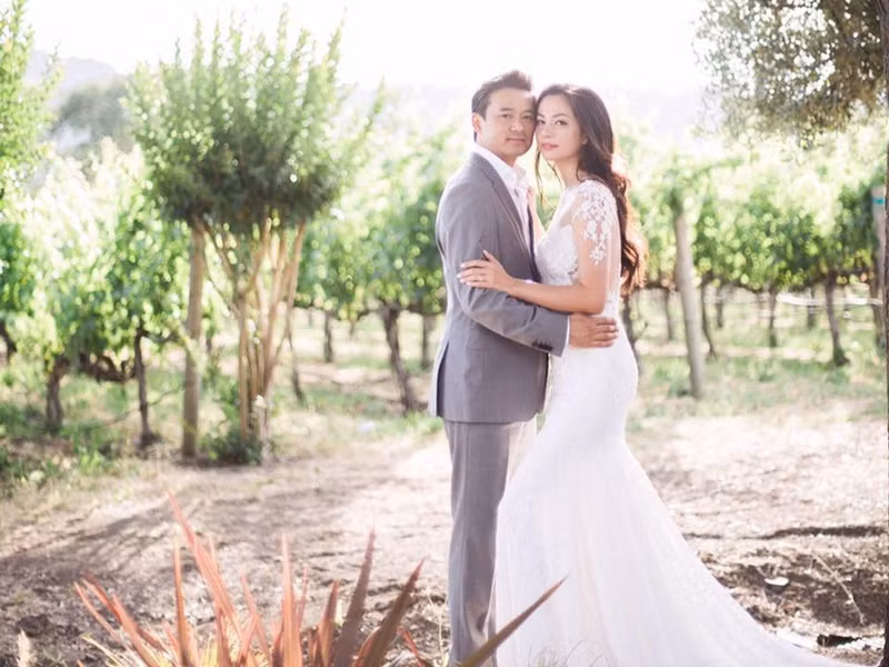 Ngọc Thúy đang gắn bó với luật sư Trường. Cả hai đính hôn vào năm 2015 đến năm 2016 thì tổ chức đám cưới. Ảnh: Dân Trí