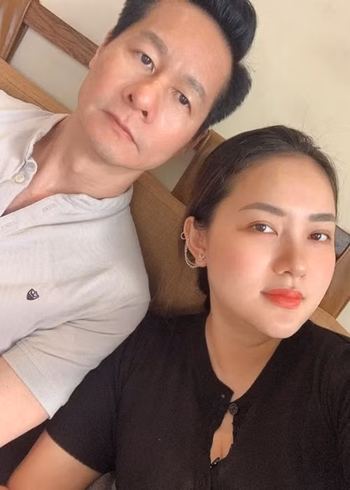 Đại gia Đức An còn thường xuyên vào bếp nấu những món ăn ngon cho Phan Như Thảo, chiều sở thích mua bất động sản của vợ hay bênh vực Phan Như Thảo khi cô vướng lùm xùm với Ngọc Thúy. Ảnh: FB Phan Như Thảo