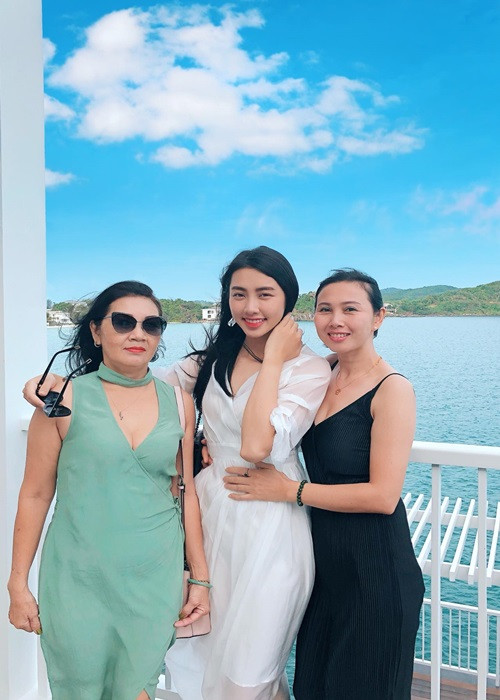 Nhờ tự lập từ năm 18 tuổi, Thùy Tiên có tính cách mạnh mẽ. Ảnh: FB Thùy Tiên