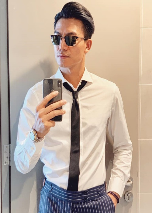 Hiếu Nguyễn gắn liền với hình ảnh nam tính, lịch lãm.