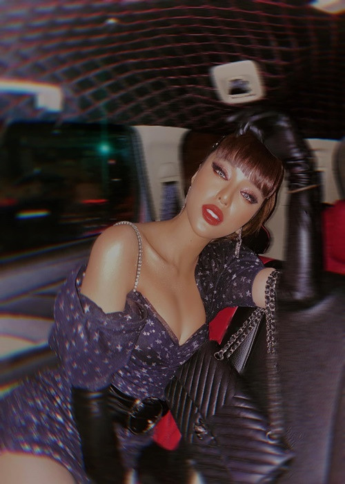 Khả Trang theo đuổi hình ảnh gợi cảm từ khi vào showbiz.