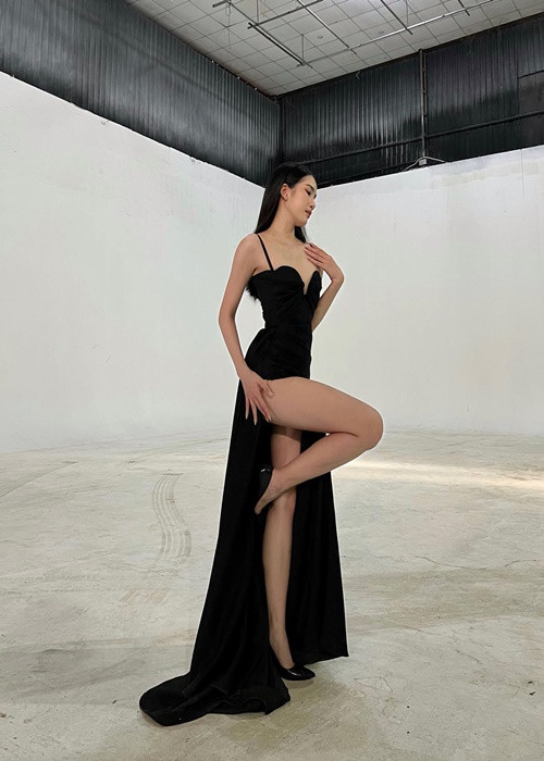 Phương Anh sở hữu nhan sắc xinh đẹp. Cô cao 1m77, có số đo 3 vòng: 87-61-93. Nhiều người cho rằng Phương Anh có thể cải thiện được số đo của mình trong 1 năm tới. Ảnh: FB Phương Anh