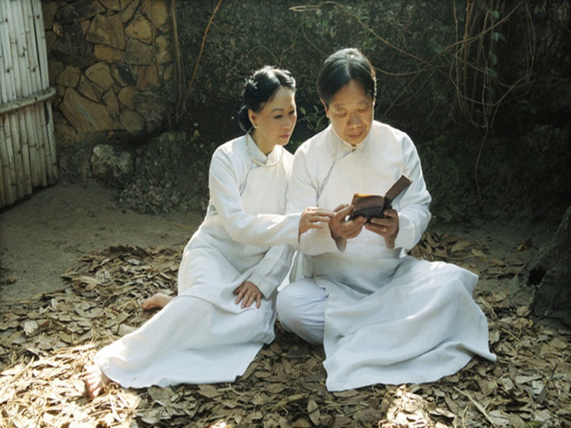 Không có con chung với GS - TS Trần Quang Hải, Bạch Yến đón con gái riêng của chồng về nuôi dưỡng như con đẻ. Ảnh: Giadinhnet