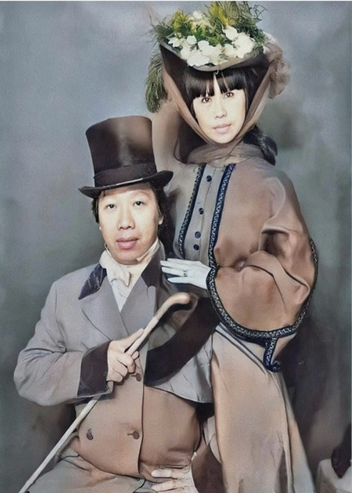 Tháng 6/2021, trong cuộc phỏng vấn với Dân Trí, GS-TS Trần Quang Hải chia sẻ, ông không bao giờ quên công ơn vợ dạy dỗ con gái. Ảnh: Dân Trí