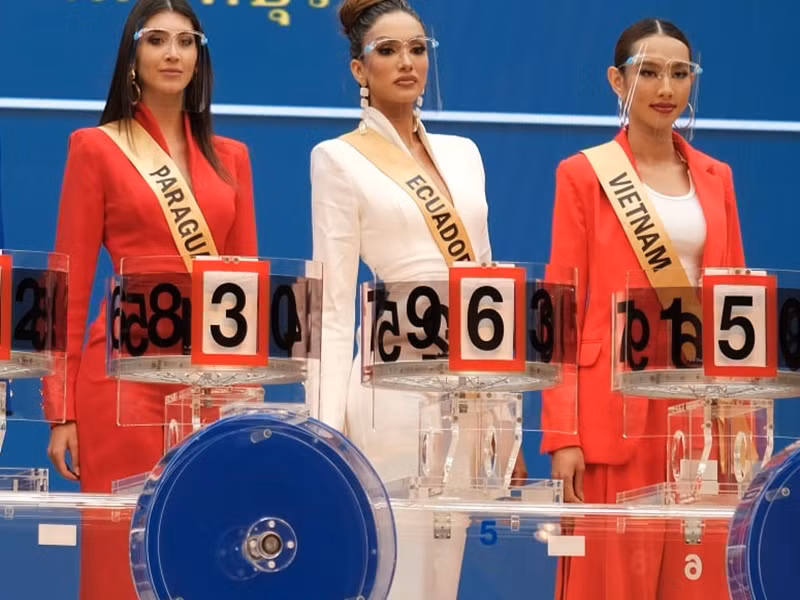 Đại diện Việt Nam Thùy Tiên có tên trong danh sách 12 người đẹp quay bánh xe xổ số bởi cô là một trong những thí sinh có lượng bình chọn cao nhất trên Instagram. Ảnh: Miss Grand International