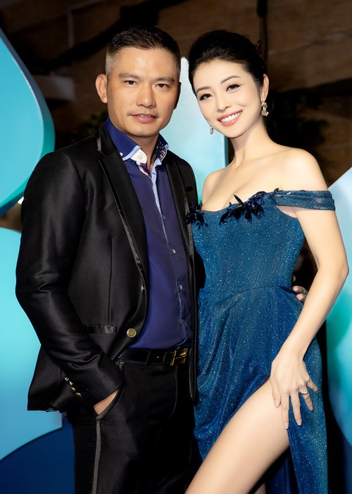 Vợ chồng Jennifer Phạm kết hôn cuối năm 2012. Cặp đôi có 3 người con chung: 2 gái, 1 trai. Doanh nhân Đức Hải luôn ủng hộ công việc dẫn chương trình của Jennifer Phạm. Không ít lần anh tháp tùng bà xã.