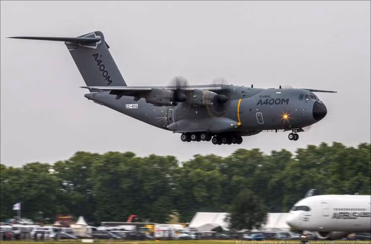 “Niềm tự hào của công nghiệp hàng không quân sự châu Âu” – vận tải cơ chiến lược A400M Atlas.