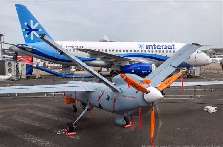 UAV trinh sát Anka do Thổ Nhĩ Kỳ sản xuất, nó đạt tốc độ 217km/h với thời gian hoạt động liên tục 24 tiếng, có thể trang bị hệ thống trinh sát hồng ngoại, quang điện, radar khẩu đội tổng hợp...