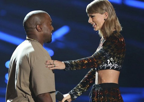 Kanye West và Taylor Swift không những đã quên đi mối thù xưa cũ mà còn mang câu chuyện xảy ra hồi VMAs 2009 làm chuyện đùa trên sân khấu khi nam rapper lên nhận giải Michael Jackson Video Vanguard Award. Sự kiện VMA 2009 khiến Taylor và Kanye trở thành kẻ thù là khi Taylor đang trên sân khấu nhận giải thì Kanye lên sân khấu ngắt lời cô và rằng giải thưởng đó phải thuộc Beyonce mới chuẩn.