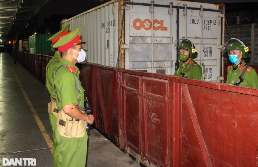 Địa bàn làm nhiệm vụ của Trung đoàn Cảnh sát cơ động Đông Nam TPHCM gồm các tỉnh từ Bình Định trở vào Cà Mau. Tất cả những đợt vận chuyển hàng đặc biệt đều được lên kế hoạch cụ thể, chi tiết, chặt chẽ. Tùy tính chất hàng hóa, lộ trình xa hay gần mà thời gian vận chuyển có thể một ngày đến nhiều ngày, bố trí quân số tham gia phù hợp, hiệu quả.