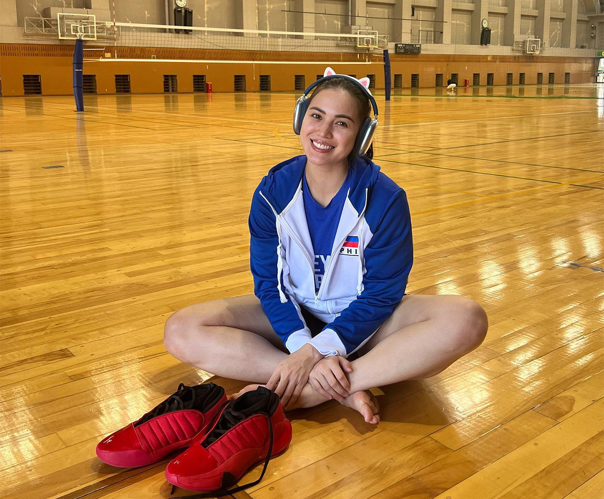 Sau khi tốt nghiệp đại học vào năm 2016, cô chuyển sang làm trợ lý HLV tại CLB UAAP Season 78. Từ tháng 6/2017, cô đảm nhận vai trò giám đốc trại huấn luyện bóng chuyền Alaska ở thành phố Baguio, Philippines.