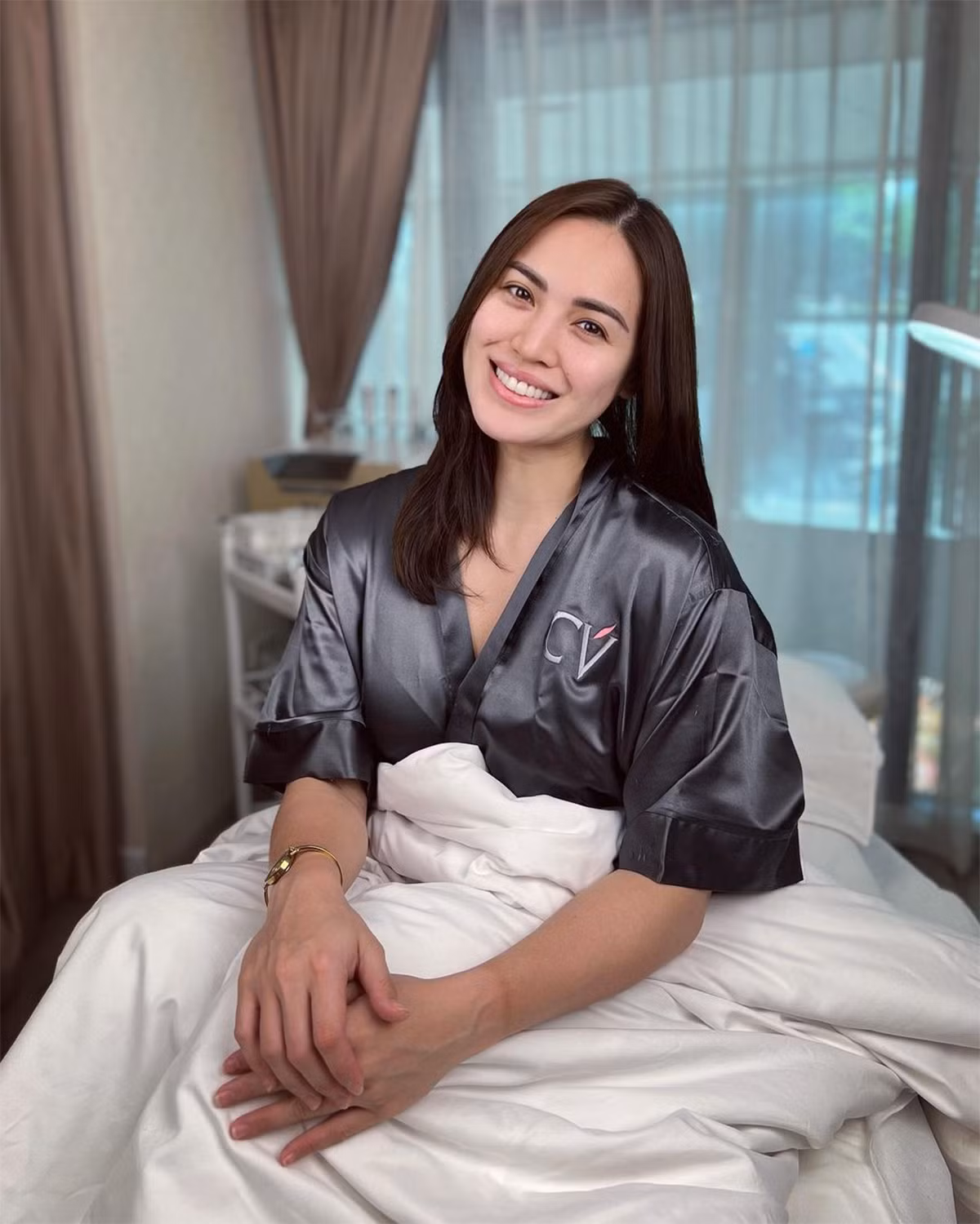 Trang Facebook của Michele hiện có hơn 1,5 triệu người theo dõi, cao hơn bất cứ VĐV bóng chuyền nào tại SEA Games lần này.