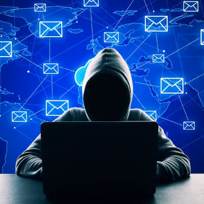 Tiêu đề của email là “Bạn đã thực hiện lượt tìm kiếm thứ 18,25 tỷ”. Trong email giải thích với người nhận được mail là “người dùng Googole may mắn”. “Quà tặng cảm ơn” được gửi sau mỗi 10 triệu lượt tìm kiếm trên toàn cầu.