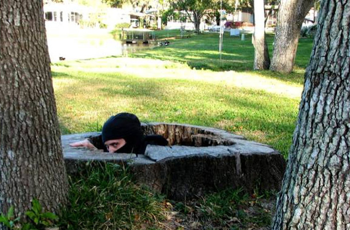 Mỗi khi di chuyển, ninja luôn chạy từng bước rất ngắn, không gây ra tiếng động giống như khi loài mèo. Nhờ đó, họ sẽ không bị kẻ thù phát hiện.