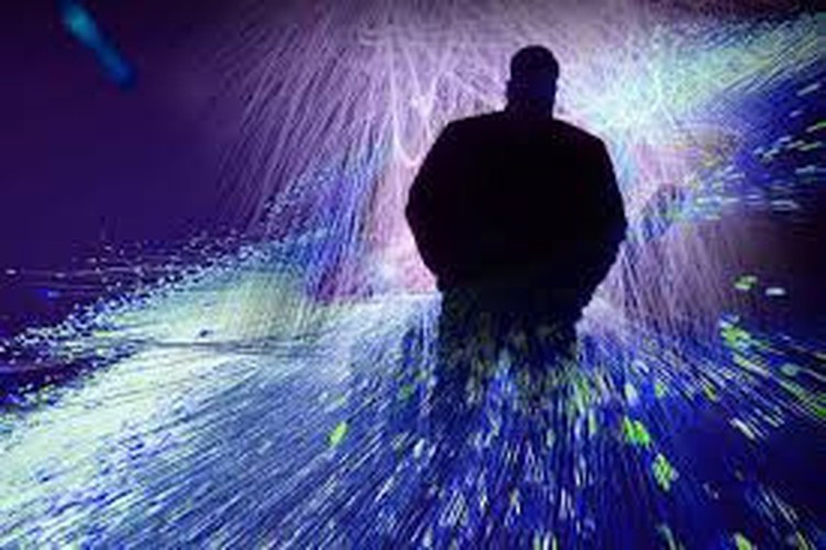 Đến đầu thế kỷ 20, nhà bác học Albert Einstein công bố Thuyết tương đối tổng quát. Ông đã đã tìm ra mối liên hệ giữa khối lượng, lực hấp dẫn và thời gian.