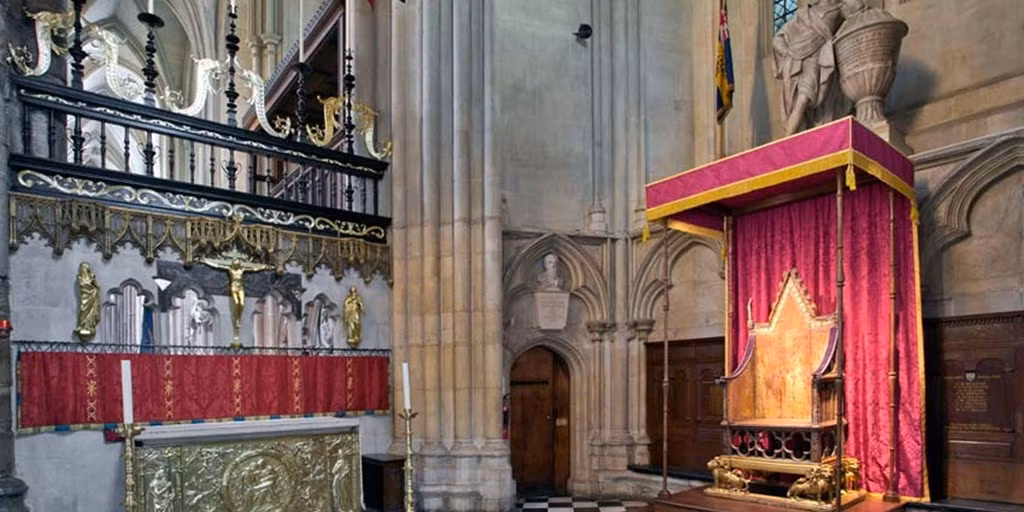 Theo Tu viện Westminster, đợt trùng tu lần này sẽ đảm bảo ngai vàng được bảo tồn "không chỉ cho lễ đăng quang mà còn trong nhiều thế kỷ tới".