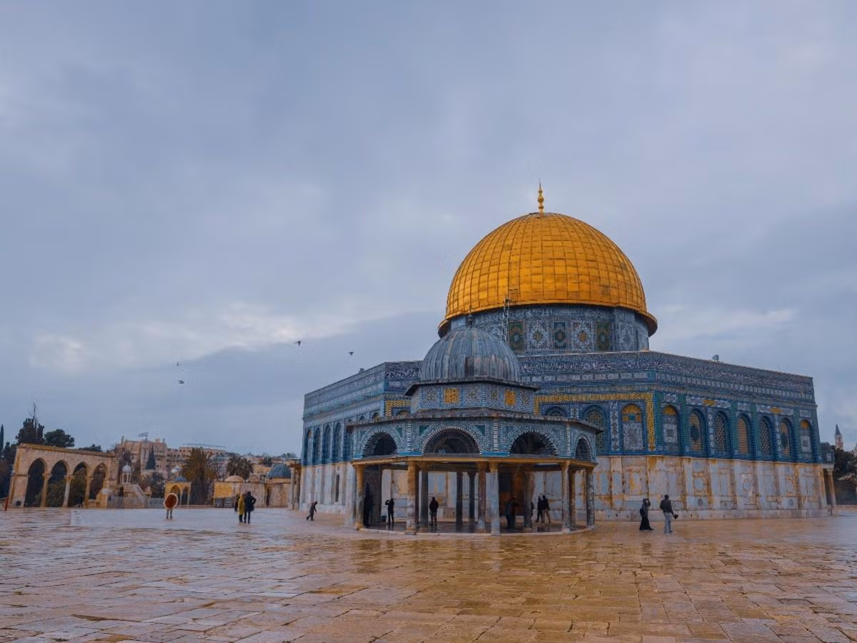 Sau khi được điều trị và trở về quê nhà, những người mắc hội chứng Jerusalem dần bình phục và trở lại cuộc sống bình thường.