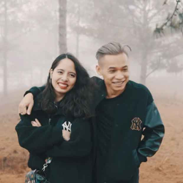 Hội streamer nịnh vợ: Thay ảnh đại diện hút triệu like Hoi streamer ninh vo: Thay anh dai dien hut trieu like