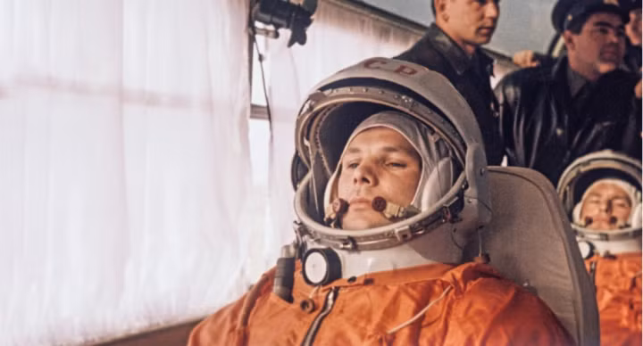 Những năm sau đó, Yuri Gagarin tham gia các hoạt động huấn luyện, nghiên cứu vũ trụ của chính phủ Liên Xô. Ông cũng dành nhiều thời gian đi diễn thuyết ở nhiều nơi trên thế giới qua đó truyền cảm hứng cho mọi người về sứ mệnh chinh phục vũ trụ mà ông từng thực hiện.