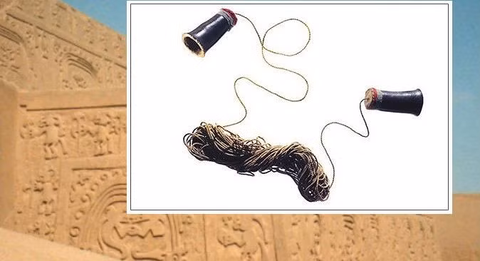 Theo các chuyên gia, thiết bị liên lạc cổ đại trên có cấu tạo gồm 2 chỏm của quả bầu, nối với nhau bằng một sợi dây. Hai chỏm bầu, dài khoảng 9 cm được quét nhựa cây để bảo quản, hoạt động như máy thu phát âm thanh. Cuối mỗi chỏm còn được căng một lớp màng có tác dụng như màng rung. Dây nối hai chỏm được làm bằng sợi bông bện lại, dài gần 23m.