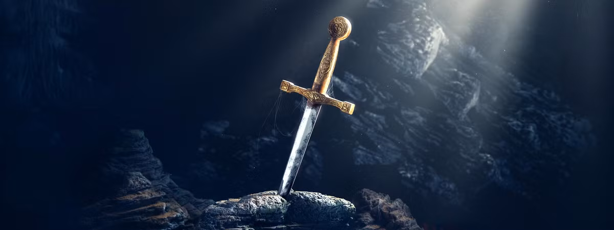 Thanh gươm Excalibur của Vua Arthur là một bảo vật nổi tiếng nước Anh cũng như thế giới. Theo truyền thuyết, chỉ có vị vua hợp pháp mới có thể rút thanh kiếm Excalibur khỏi tảng đá. Đây bảo kiếm có thể ban cho người sử dụng sức mạnh và năng lực phi thường. Khi sở hữu thanh kiếm này, chủ nhân sẽ đánh đâu thắng đó.