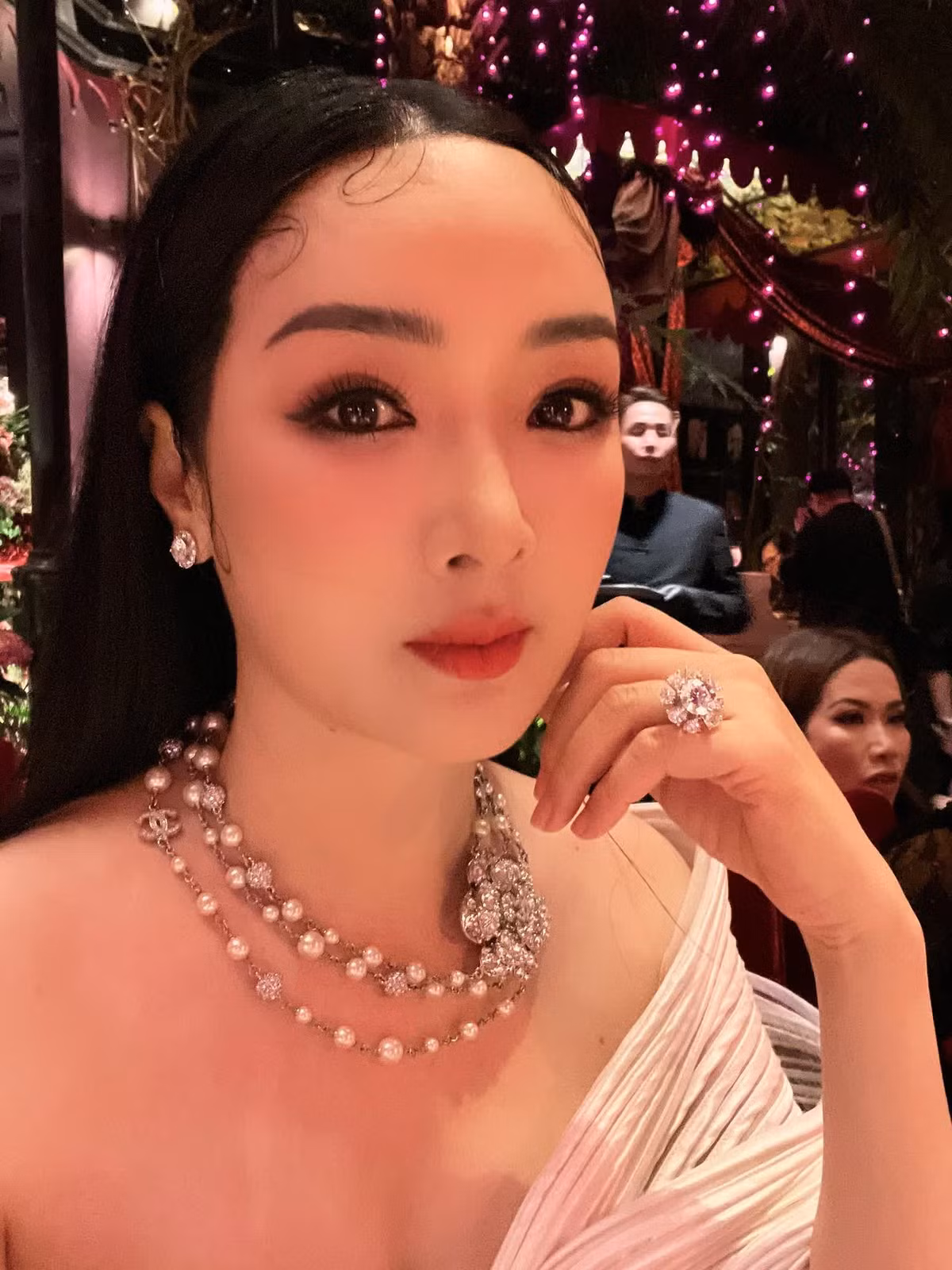 Nhan sac tuoi 52 nuot na nhu bup be cua Giang My