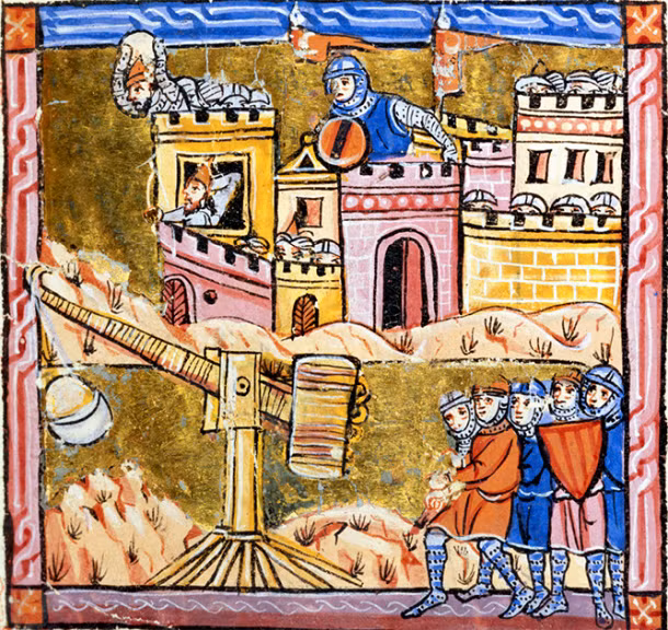 Theo một số nhà nghiên cứu, máy bắn đá Trebuchet có nguồn gốc từ châu Á. Sau đó, vũ khí công thành này được nhiều nước sử dụng trong nhiều thế kỷ.