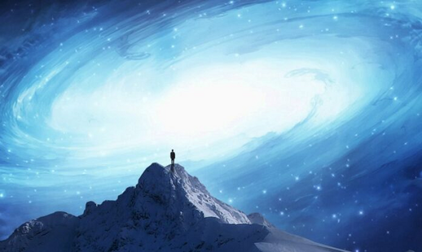 Lần đầu tiên bác sĩ Hughes gặp trường hợp "chết đi sống lại" là khi có một ca cấp cứu hồi sức chung với các đồng nghiệp. Sau khi tiến hành hồi sức không hiệu quả, đội ngũ y bác sĩ tin rằng nữ bệnh nhân không còn dấu hiệu sự sống và quyết định ngừng cấp cứu.