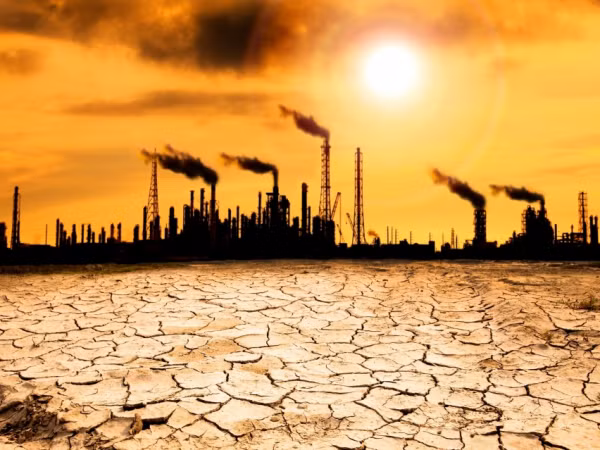 Sau đó, thế giới trải qua 8 năm nắng nóng chưa từng thấy. Điều này phản ánh xu hướng ấm lên toàn cầu về dài hạn do phát thải khí nhà kính.