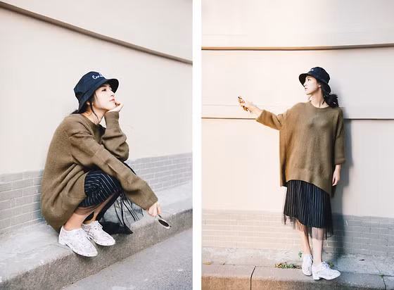 Ngắm nghía nhan sắc của Mandy, nhiều fan, các tín đồ thời trang không khỏi trầm trồ, khen ngợi. Làn da trắng bóc, đôi môi đỏ mọng cùng khóe miệng rất gợi cảm của Mandy khiến các fan ưu ái tặng cho cô nickname Bạch Tuyết.