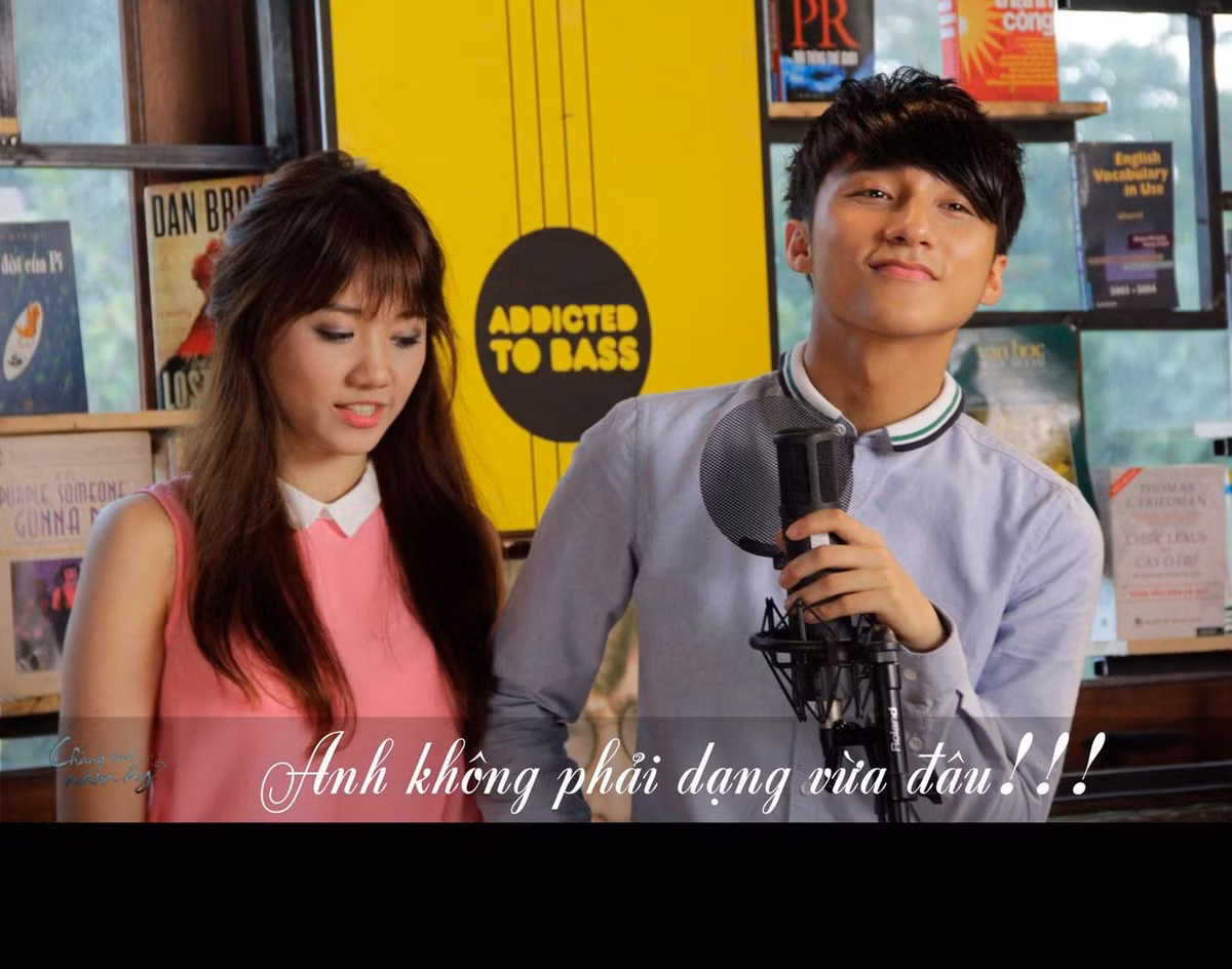 " Không phải dạng vừa đâu" cũng xuất hiện trong "Chàng trai năm ấy", bộ phim đã và đang gây tiếng vang, hấp dẫn nhiều bạn trẻ Việt về nội dung và cốt truyện thú vị. Ca khúc "Không phải dạng vừa đâu" vừa ra mắt chính thức đã tạo nên một kỷ lục mới cho Sơn Tùng MTP.