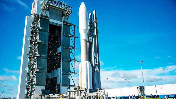 Mỹ là quốc gia đi đầu trong việc lựa chọn, phân tích và công bố thông tin không gian địa lý. Hiện nay Mỹ đã xây dựng hệ thống vệ tinh do thám có độ phân giải cao, phạm vi phủ sóng toàn cầu, có thể trinh sát 24/24 giờ và trong mọi điều kiện thời tiết. Ảnh: Trạm Không quân Cape Canaveral thuộc Bộ Chỉ huy Không gian Mỹ. Nguồn: REUTERS