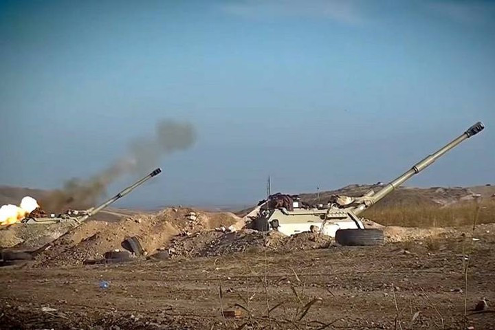 Theo lời tổng thống Azerbaijan - ông llham Aliyev tuyên bố trong cuộc duyệt binh kỉ niệm chiến thắng tại Baku trong tháng 12 này rằng: “Baku sẽ không dừng lại ở đây”. Điều này cho thấy rõ ràng tham vọng của Azerbaijan là chưa chấp nhận những thỏa thuận trong hiệp định và phân chia trên thực tế mà sẽ còn tiếp tục thừa thế thắng xông lên để chiếm trọn thắng lợi. Nguồn ảnh: Pinterest.